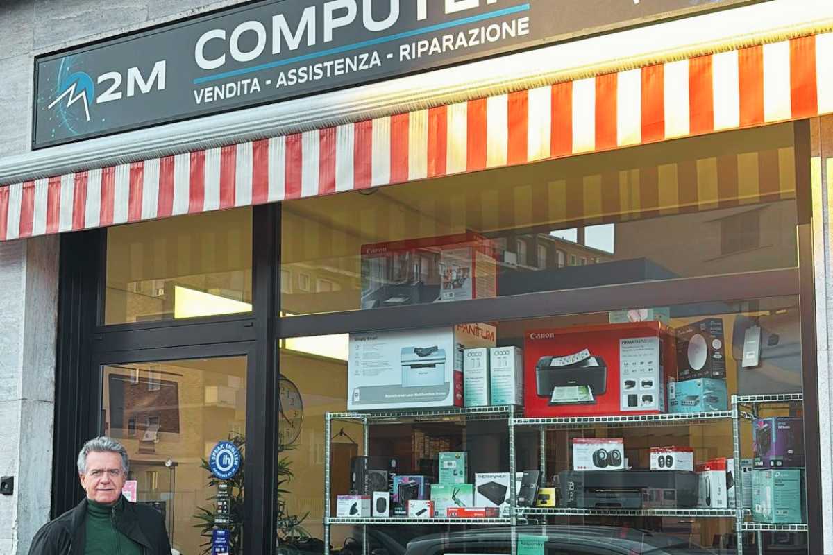 2M Computer di San Donato Milanese partecipa al progetto I speak English di International House Milano per il commercio locale